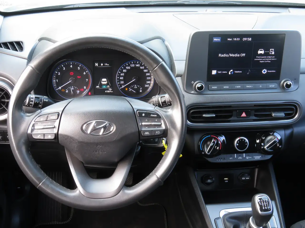 Hyundai Kona XTech restyling con motorizzazione 1.0 T-GDI Mild Hybrid da 120 CV