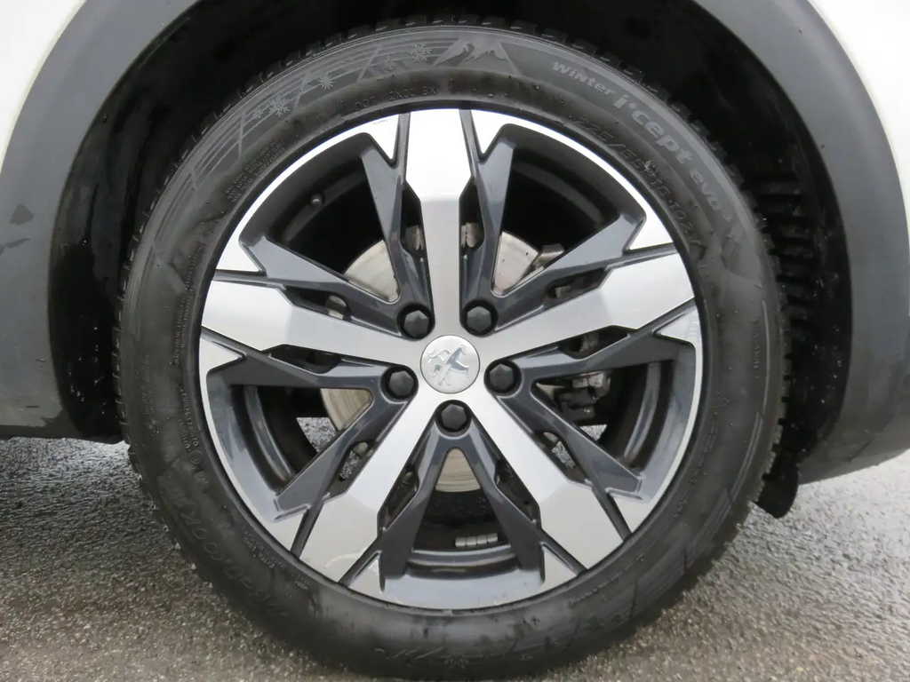 Peugeot 3008 Allure PureTech 130 EAT8 S&S