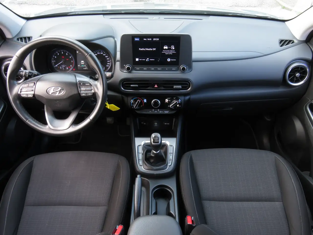 Hyundai Kona XTech restyling con motorizzazione 1.0 T-GDI Mild Hybrid da 120 CV